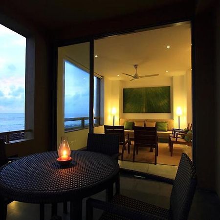 Hotel The Ocean Front Colombo Exterior foto