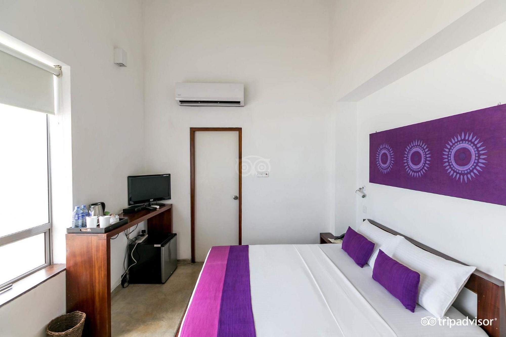 The Ocean Front By The Serendipity Collection Colombo Exterior foto