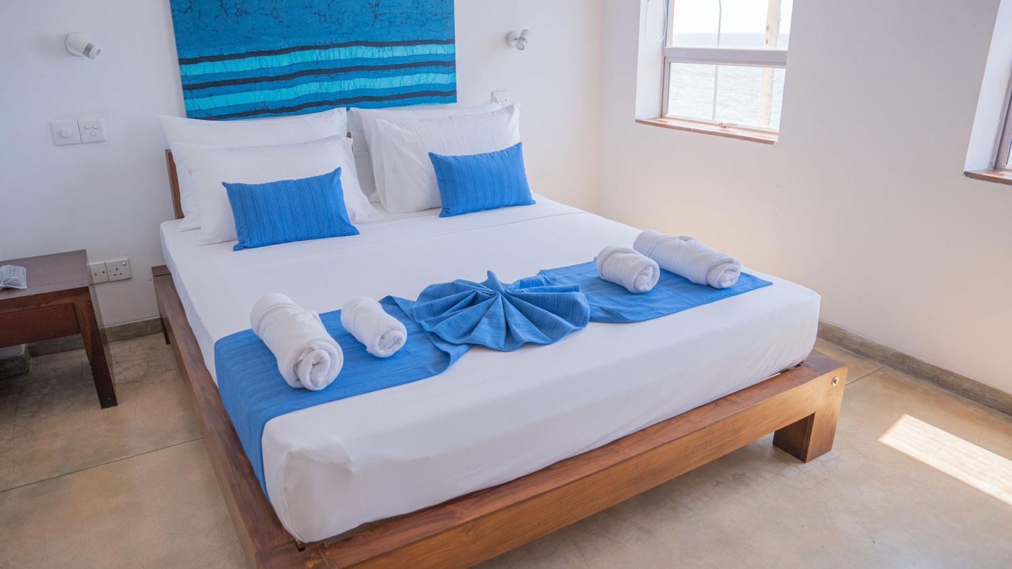 The Ocean Front By The Serendipity Collection Colombo Exterior foto