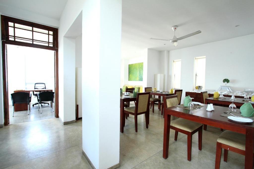 The Ocean Front By The Serendipity Collection Colombo Exterior foto