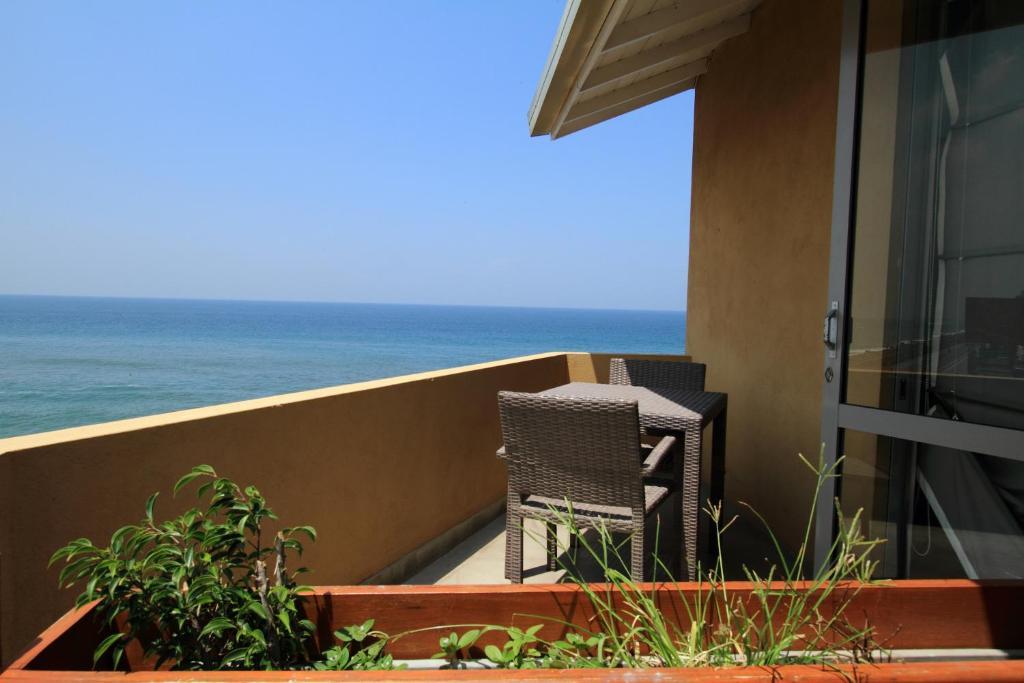 The Ocean Front By The Serendipity Collection Colombo Exterior foto
